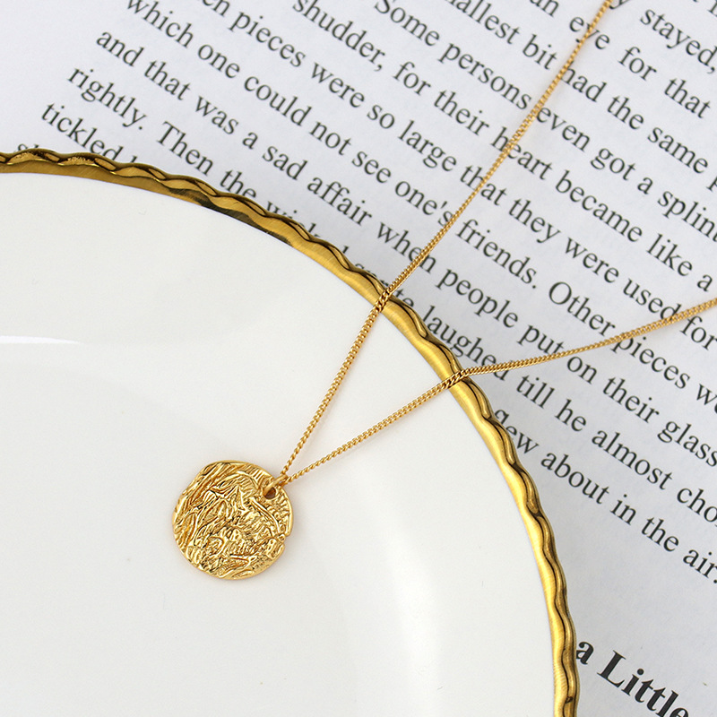 Colar em formato bfrund para s - Birth Flower Necklace avaliação e preço