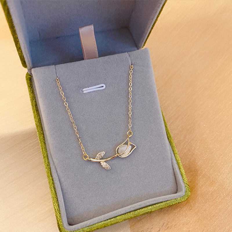 Colar de cristal de tulipa ros - Birth Flower Necklace avaliação e preço